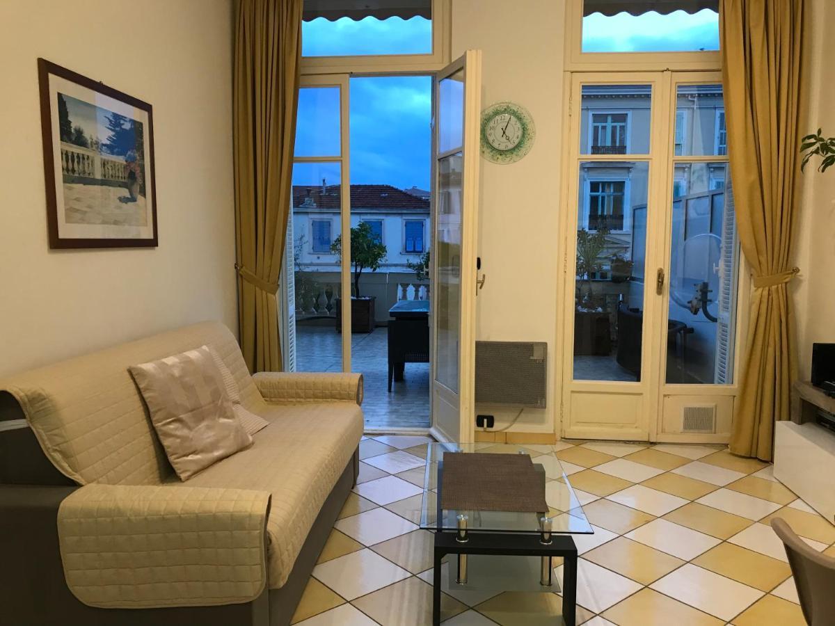 Appartement Terrasse Dans Palace Belle Epoque Ментона Экстерьер фото